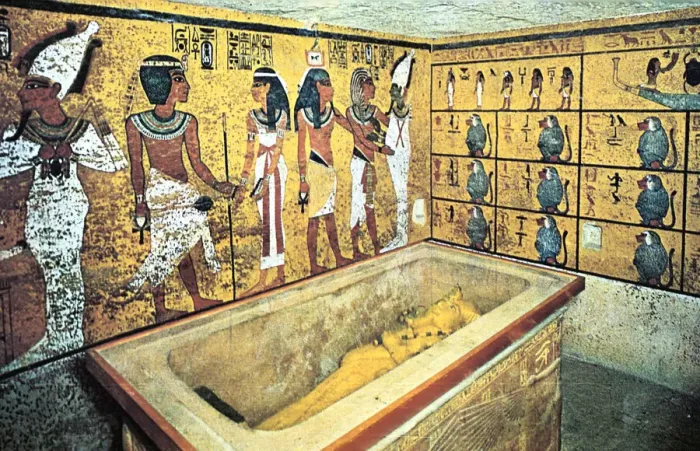 Framed Print : Tomb of Tutankhamun, Ancient Egyptian, 18th Dynasty, c1325 BC Framed Print : Tomb of Tutankhamun, Ancient Egyptian, 18th Dynasty, c1325 BC