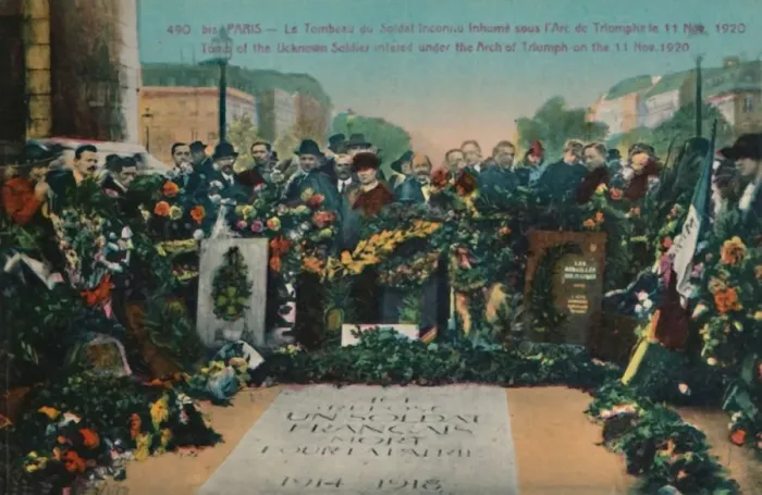 Framed Print : Tomb of the Unknown Soldier buried under the Arc de Triomphe on 11 November 1920, Paris, c1920 Framed Print : Tomb of the Unknown Soldier buried under the Arc de Triomphe on 11 November 1920, Paris, c1920