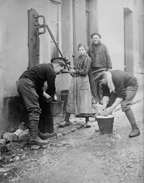 Framed Print : Tommy Atkins at Etaples, between 1914 and c1915. Creator: Bain News Service Framed Print : Tommy Atkins at Etaples, between 1914 and c1915. Creator: Bain News Service