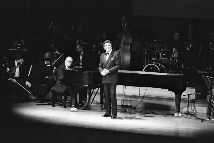 Framed Print : Tony Bennett and Ralph Sharon, Fairfield Halls, Croydon, Mar 1988 Framed Print : Tony Bennett and Ralph Sharon, Fairfield Halls, Croydon, Mar 1988