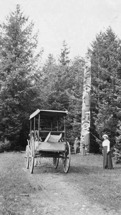Framed Print : Totem pole, between c1900 and c1930. Creator: Unknown Framed Print : Totem pole, between c1900 and c1930. Creator: Unknown