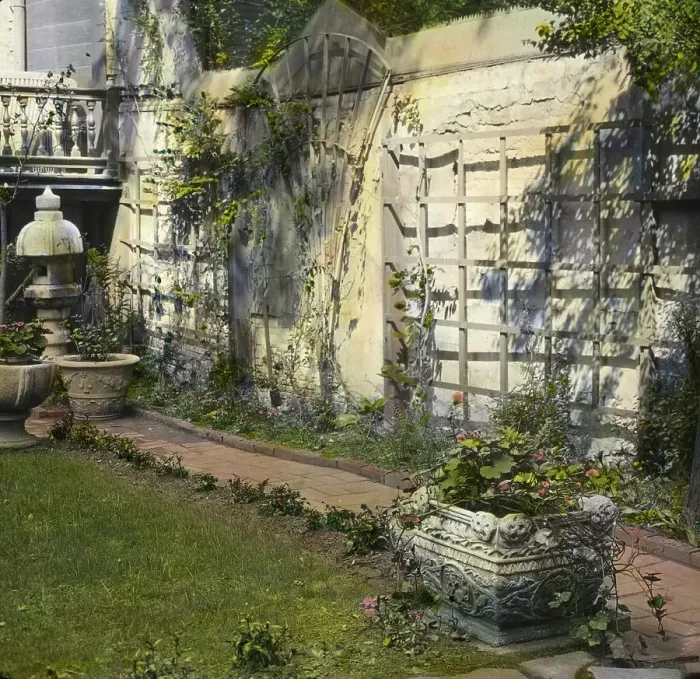 Framed Print : The Touchstone Garden, 118-120 East 30th Street, New York, New York, 1919. Creator: Frances Benjamin Johnston Framed Print : The Touchstone Garden, 118-120 East 30th Street, New York, New York, 1919. Creator: Frances Benjamin Johnston