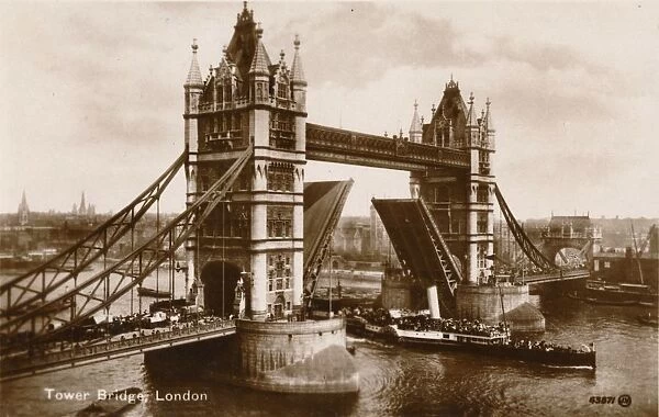 Tower Bridge, London, c1910