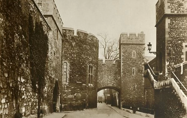 Tower of London... Bloody Tower... St. Thomass Tower and Wakefield Tower, c1910. Creator