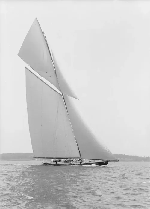 Framed Print : The towering 10, 450 sq ft sail area of Shamrock IV, 1914. Creator: Kirk & Sons of Cowes Framed Print : The towering 10, 450 sq ft sail area of Shamrock IV, 1914. Creator: Kirk & Sons of Cowes