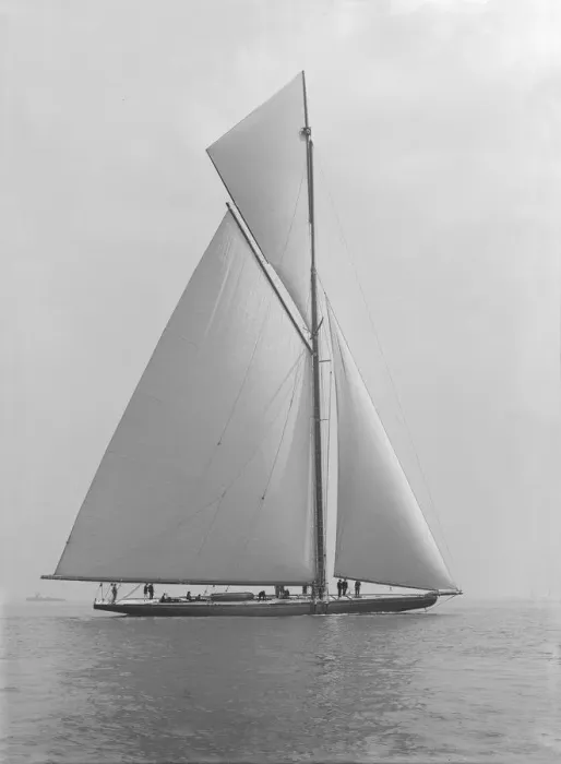 Framed Print : The towering 10, 450 sq ft sail area of Shamrock IV, 1914. Creator: Kirk & Sons of Cowes Framed Print : The towering 10, 450 sq ft sail area of Shamrock IV, 1914. Creator: Kirk & Sons of Cowes