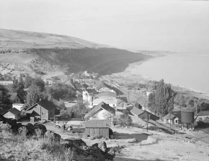 Framed Print : The town of Arlington, Oregon, on the Columbia River, 1939. Creator: Dorothea Lange Framed Print : The town of Arlington, Oregon, on the Columbia River, 1939. Creator: Dorothea Lange