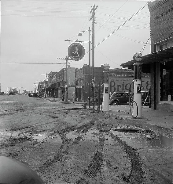 The town of Caddo, Oklahoma, 1938. Creator: Dorothea Lange