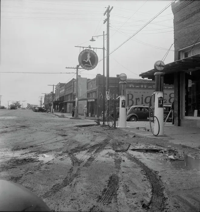 Framed Print : The town of Caddo, Oklahoma, 1938. Creator: Dorothea Lange Framed Print : The town of Caddo, Oklahoma, 1938. Creator: Dorothea Lange