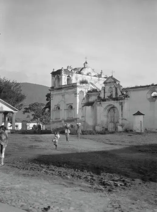 Framed Print : Travel views of Cuba and Guatemala, between 1899 and 1926. Creator: Arnold Genthe Framed Print : Travel views of Cuba and Guatemala, between 1899 and 1926. Creator: Arnold Genthe