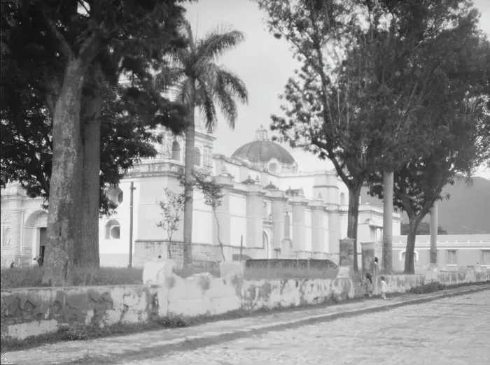 Framed Print : Travel views of Cuba and Guatemala, between 1899 and 1926. Creator: Arnold Genthe Framed Print : Travel views of Cuba and Guatemala, between 1899 and 1926. Creator: Arnold Genthe