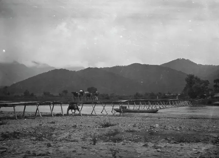 Framed Print : Travel views of Japan and Korea, 1908. Creator: Arnold Genthe Framed Print : Travel views of Japan and Korea, 1908. Creator: Arnold Genthe
