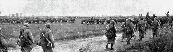 A travers le champ de bataille; sur les talons de l'ennemi: l'action de la cavalerie... 1918. Creator: Unknown