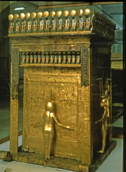 Framed Print : Treasure of Tutankhamun, canopic reliquary with four goddesses protecting the content Framed Print : Treasure of Tutankhamun, canopic reliquary with four goddesses protecting the content