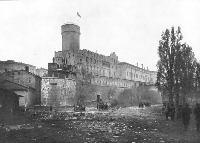 Framed Print : Trente Italienne; Le drapeau italien, vert, blanc, rouge, flottant sur la tour du chateau... 1918 Creator: Unknown Framed Print : Trente Italienne; Le drapeau italien, vert, blanc, rouge, flottant sur la tour du chateau... 1918 Creator: Unknown