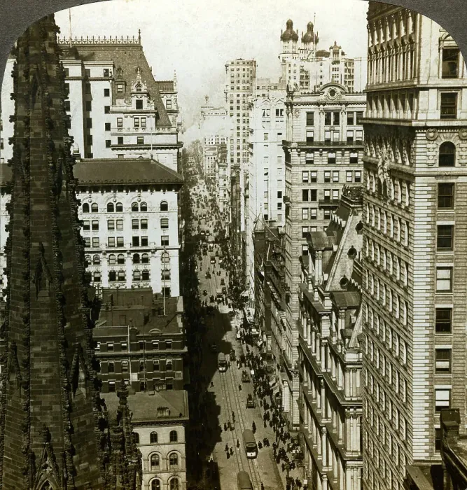 Framed Print : Trinity Church and Broadway, New York, USA. Artist: Underwood & Underwood Framed Print : Trinity Church and Broadway, New York, USA. Artist: Underwood & Underwood