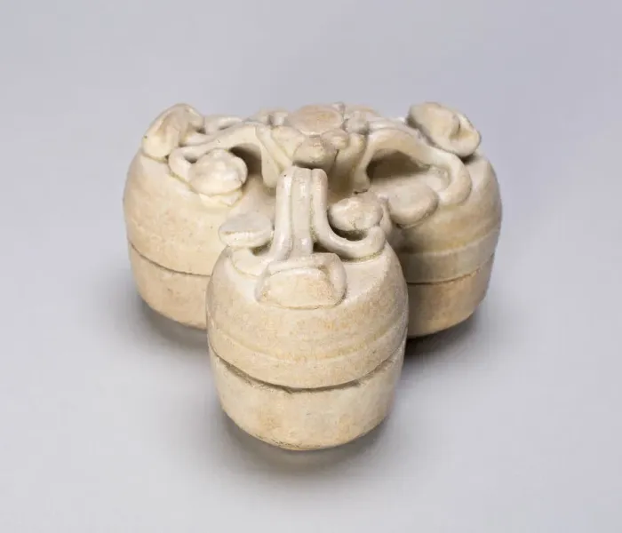 Framed Print : Triple Covered Box with Branches of Floral Heads, Song dynasty (960-1279) Framed Print : Triple Covered Box with Branches of Floral Heads, Song dynasty (960-1279)