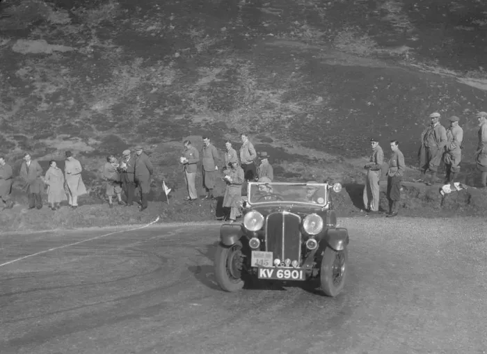 Framed Print : Triumph Gloria of Mrs M Montague-Johnstone, RSAC Scottish Rally, Devils Elbow, Glenshee, 1934 Framed Print : Triumph Gloria of Mrs M Montague-Johnstone, RSAC Scottish Rally, Devils Elbow, Glenshee, 1934