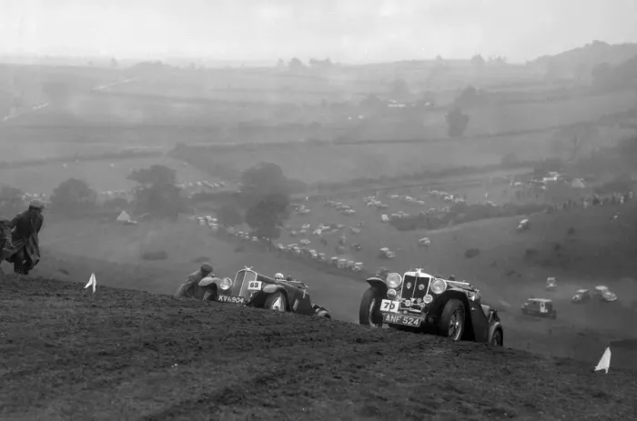 Framed Print : Triumph Southern Cross and MG Magnette at the MG Car Club Rushmere Hillclimb, Shropshire, 1935 Framed Print : Triumph Southern Cross and MG Magnette at the MG Car Club Rushmere Hillclimb, Shropshire, 1935