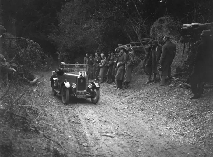 Framed Print : Triumph Super Seven of FA Thatcher, JCC Half-Day Trial, Goat Track, Ranmore Common, Surrey, 1930