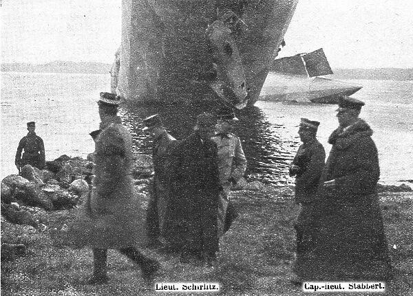 Trois Zeppelins detruits en trois jours. Le 'L20' dans un fjord de Norvege; Le capitaine... 1916. Creator: Unknown. Trois Zeppelins detruits en trois jours. Le 'L20' dans un fjord de Norvege; Le capitaine... 1916. Creator: Unknown