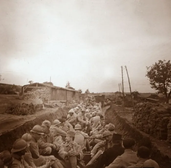Framed Print : Troops in open train carriages, Genicourt, northern France, c1914-c1918 Framed Print : Troops in open train carriages, Genicourt, northern France, c1914-c1918