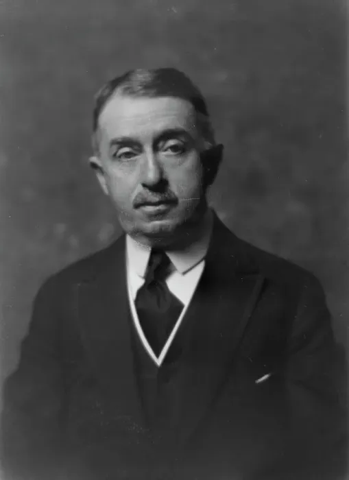 Framed Print : Trunbell, Frank, Mr. portrait photograph, 1917 Sept. 11. Creator: Arnold Genthe Framed Print : Trunbell, Frank, Mr. portrait photograph, 1917 Sept. 11. Creator: Arnold Genthe