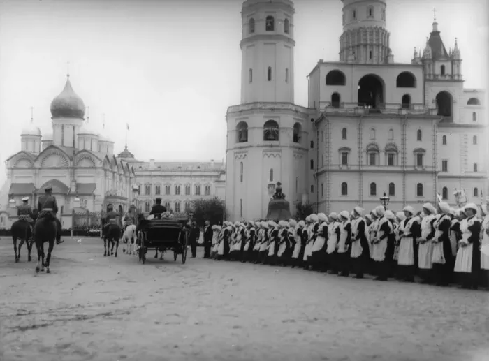 Framed Print : Tsar Nicholas II reviewing the parade of the pupils of Moscow in the Kremlin, Russia, 1912. Artist: K von Hahn Framed Print : Tsar Nicholas II reviewing the parade of the pupils of Moscow in the Kremlin, Russia, 1912. Artist: K von Hahn
