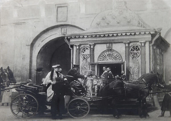 Tsarina Alexandra Fyodorovna visiting the Iberian Chapel, Moscow, Russia, 1900s