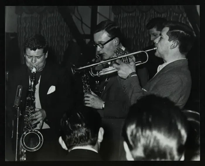 Framed Print : The Tubby Hayes Sextet playing at a modern jazz night at the Civic Restaurant, Bristol, 1955 Framed Print : The Tubby Hayes Sextet playing at a modern jazz night at the Civic Restaurant, Bristol, 1955