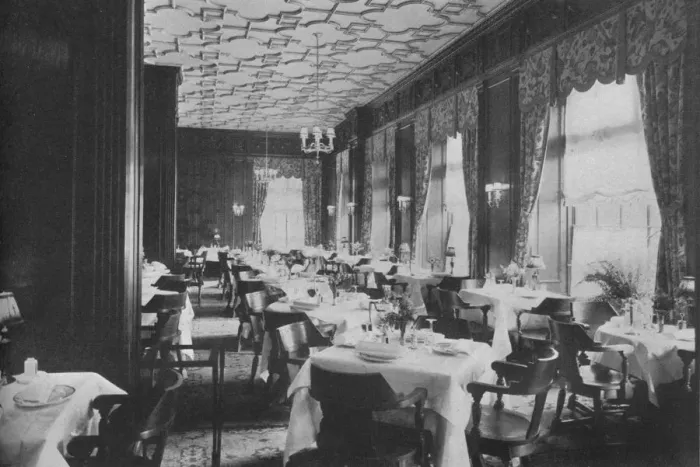 Framed Print : The Tudor Dining Room, Melbourne Hotel, St Louis, Missouri, 1924