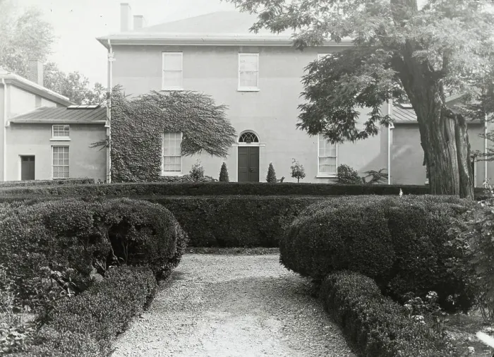 Framed Print : Tudor Place, Armistead Peter, Jr. house, 1644 31st Street, NW, Washington, D.C. 1926. Creator: Frances Benjamin Johnston. Tudor Place, Armistead Peter, Jr. house, 1644 31st Street, NW, Washington, D.C. 1926 Framed Print : Tudor Place, Armistead Peter, Jr. house, 1644 31st Street, NW, Washington, D.C. 1926. Creator: Frances Benjamin Johnston. Tudor Place, Armistead Peter, Jr. house, 1644 31st Street, NW, Washington, D.C. 1926