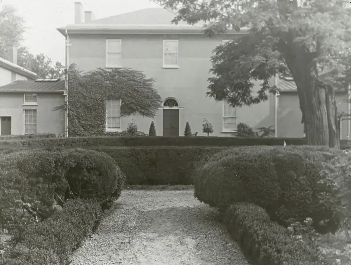 Framed Print : Tudor Place, Armistead Peter, Jr. house, 1644 31st Street, NW, Washington, D.C. 1926. Creator: Frances Benjamin Johnston. Tudor Place, Armistead Peter, Jr. house, 1644 31st Street, NW, Washington, D.C. 1926 Framed Print : Tudor Place, Armistead Peter, Jr. house, 1644 31st Street, NW, Washington, D.C. 1926. Creator: Frances Benjamin Johnston. Tudor Place, Armistead Peter, Jr. house, 1644 31st Street, NW, Washington, D.C. 1926