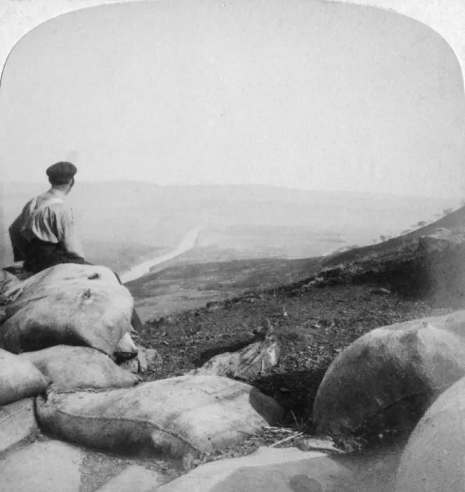 Framed Print : Tugela River and Mount Alice from Spion Kop, South Africa, 1901. Artist: Underwood & Underwood