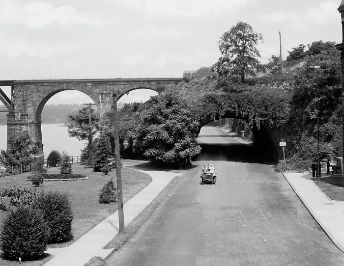 Framed Print : The Tunnel, River Drive, Fairmount Park, Philadelphia, Pa. c.between 1910 and 1920. Creator: Unknown Framed Print : The Tunnel, River Drive, Fairmount Park, Philadelphia, Pa. c.between 1910 and 1920. Creator: Unknown