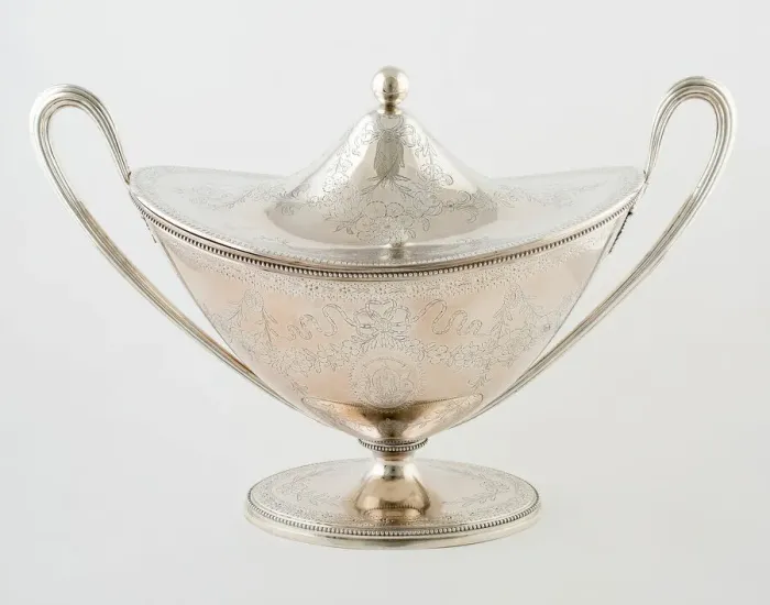 Framed Print : Tureen with Cover, Edinburgh, 1783 / 84. Creator: William Davie Framed Print : Tureen with Cover, Edinburgh, 1783 / 84. Creator: William Davie