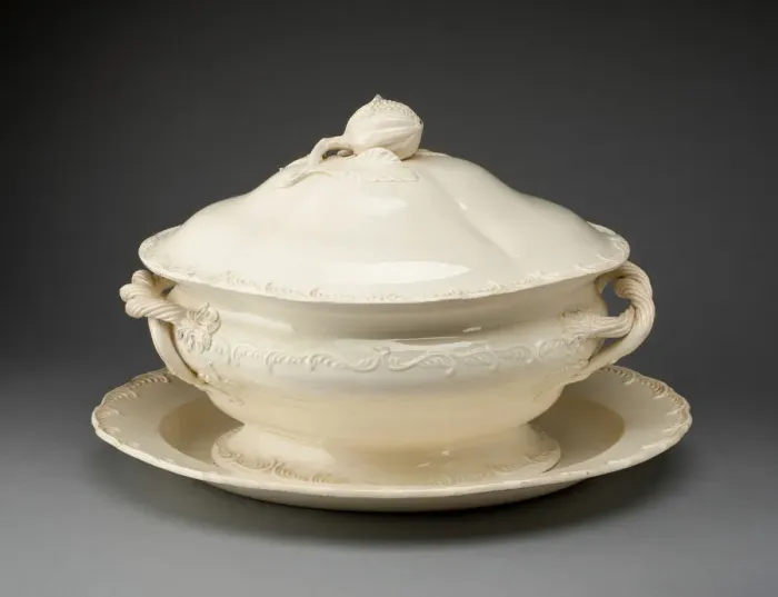 Framed Print : Tureen and Stand, Yorkshire, 1780 / 90. Creator: Leeds Pottery Framed Print : Tureen and Stand, Yorkshire, 1780 / 90. Creator: Leeds Pottery