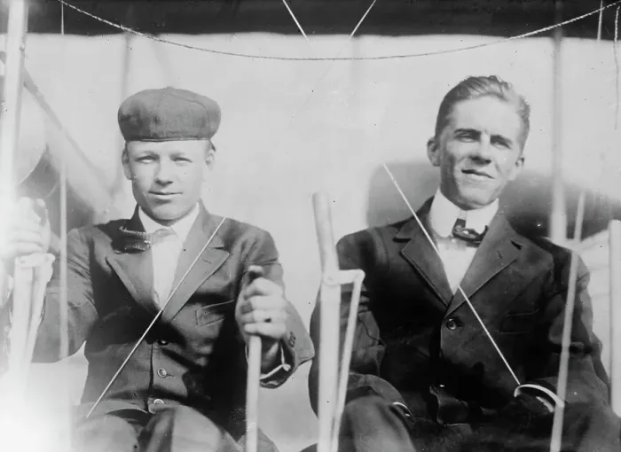 Framed Print : Turpin [and] Lt. T.D. Milling, between c1910 and c1915. Creator: Bain News Service
