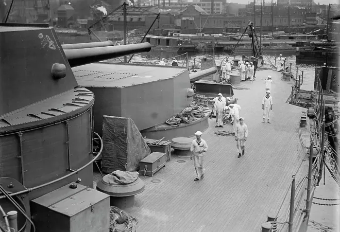Framed Print : Turrets on UTAH [ship], 1911. Creator: Bain News Service