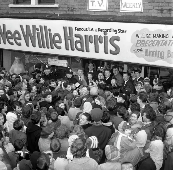 Framed Print : TV and recording star Wee Willie Harris visits South Yorkshire, 1958. Artist Framed Print : TV and recording star Wee Willie Harris visits South Yorkshire, 1958. Artist