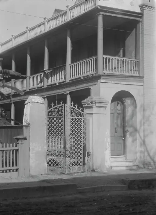 Framed Print : Two-story house, [25 Franklin Street], Charleston, South Carolina, between 1920 and 1926. Creator: Arnold Genthe