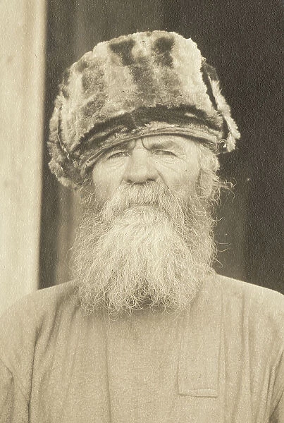 A type of elderly peasant (Old Believers) from the village of Bardagon, 1909. Creator: Vladimir Ivanovich Fedorov