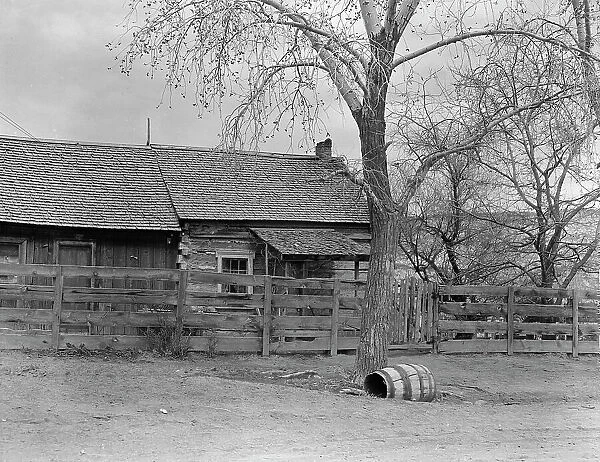 Type home, Escalante, Utah, 1936. Creator: Dorothea Lange