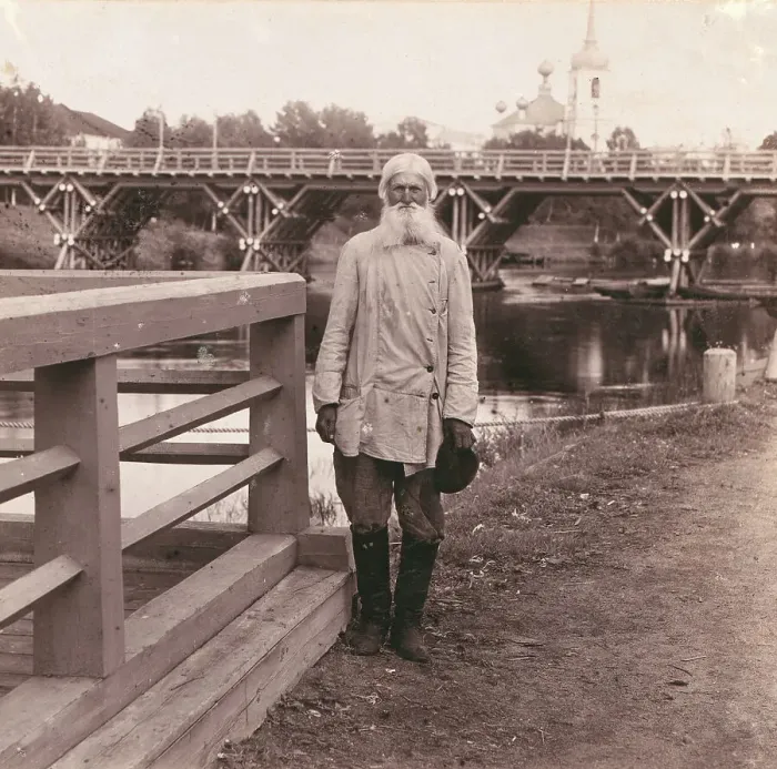 Framed Print : Type of Olonetsk man in Vytegra [Russian Empire], 1909. Creator: Sergey Mikhaylovich Prokudin-Gorsky