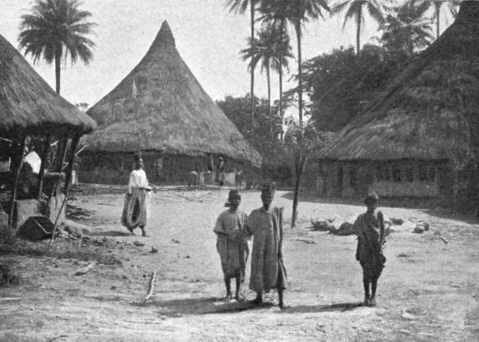 Framed Print : Un type de village negre: Kindia; L'Ouest Africain, 1914. Creator: Unknown Framed Print : Un type de village negre: Kindia; L'Ouest Africain, 1914. Creator: Unknown