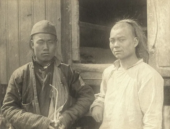 Framed Print : Types of Chinese workers (Manchus), 1909. Creator: Vladimir Ivanovich Fedorov Framed Print : Types of Chinese workers (Manchus), 1909. Creator: Vladimir Ivanovich Fedorov