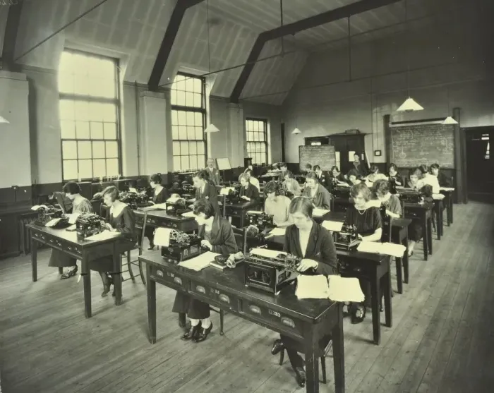Framed Print : Typewriting class, Bow and Bromley Commercial Institute, London, 1924