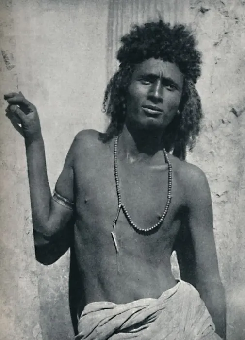 Framed Print : A typical Ethopian from the Nile Valley, near its junction with the Atbara, 1912. Artist: G Pluschow Framed Print : A typical Ethopian from the Nile Valley, near its junction with the Atbara, 1912. Artist: G Pluschow