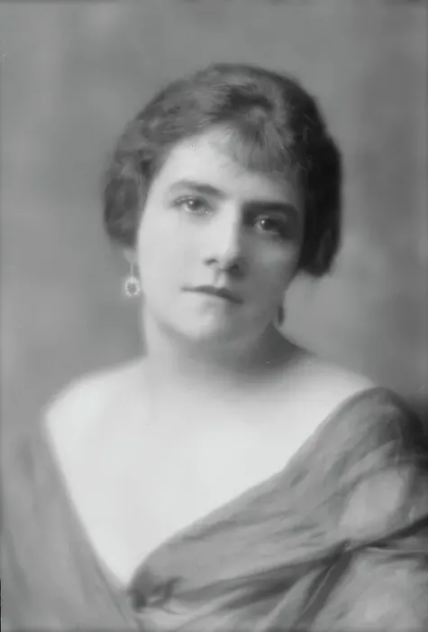 Framed Print : Uhthoff, Sara, Miss, portrait photograph, 1915 July 24. Creator: Arnold Genthe Framed Print : Uhthoff, Sara, Miss, portrait photograph, 1915 July 24. Creator: Arnold Genthe