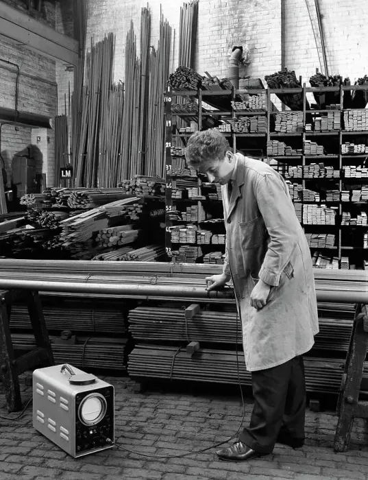 Framed Print : Ultrasonic testing of steel, J Beardshaw & Sons, Sheffield, South Yorkshire, 1963 Framed Print : Ultrasonic testing of steel, J Beardshaw & Sons, Sheffield, South Yorkshire, 1963
